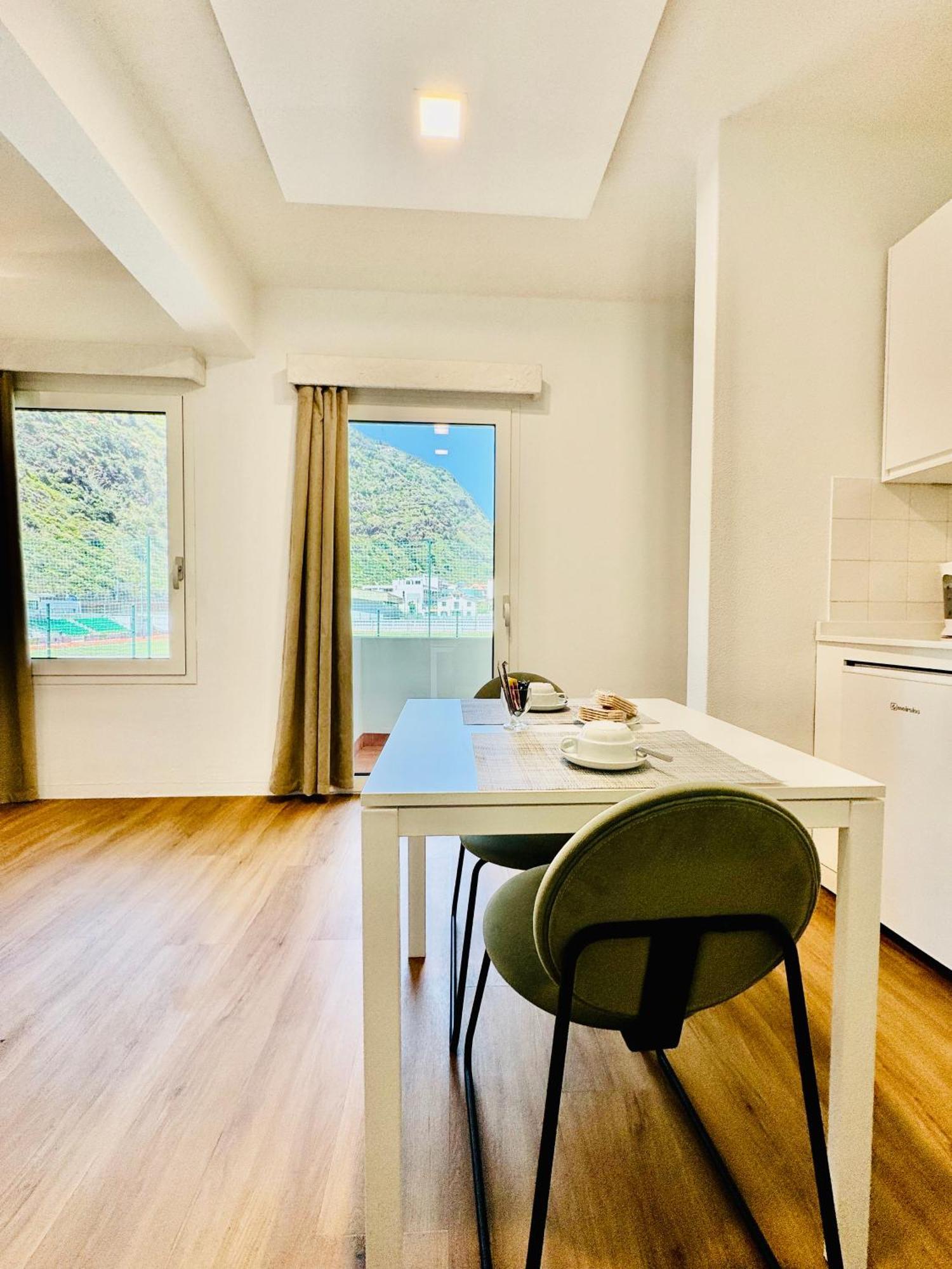 Vale Mar Guest Hotel Рибейра Брава Екстериор снимка
