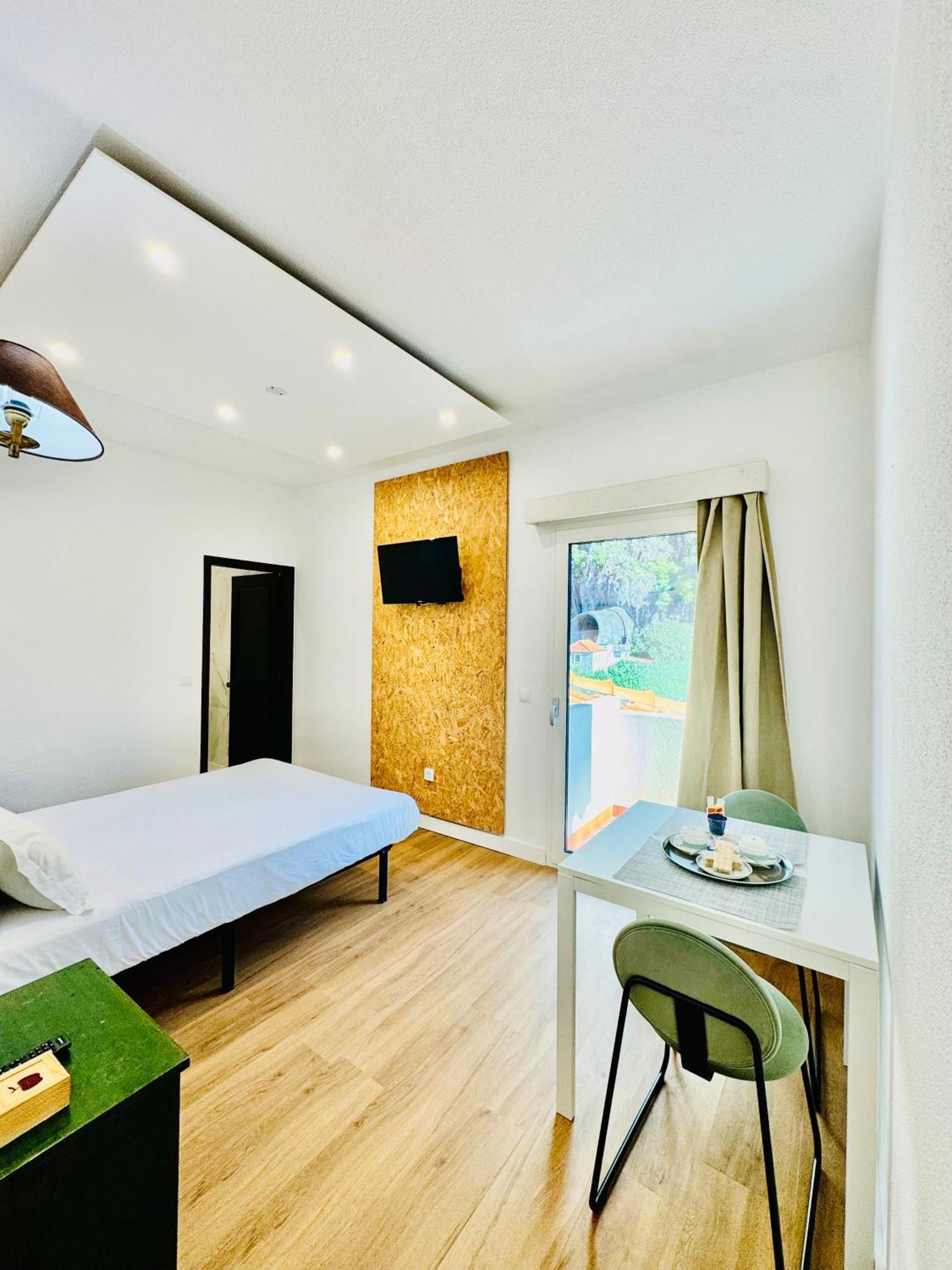 Vale Mar Guest Hotel Рибейра Брава Екстериор снимка