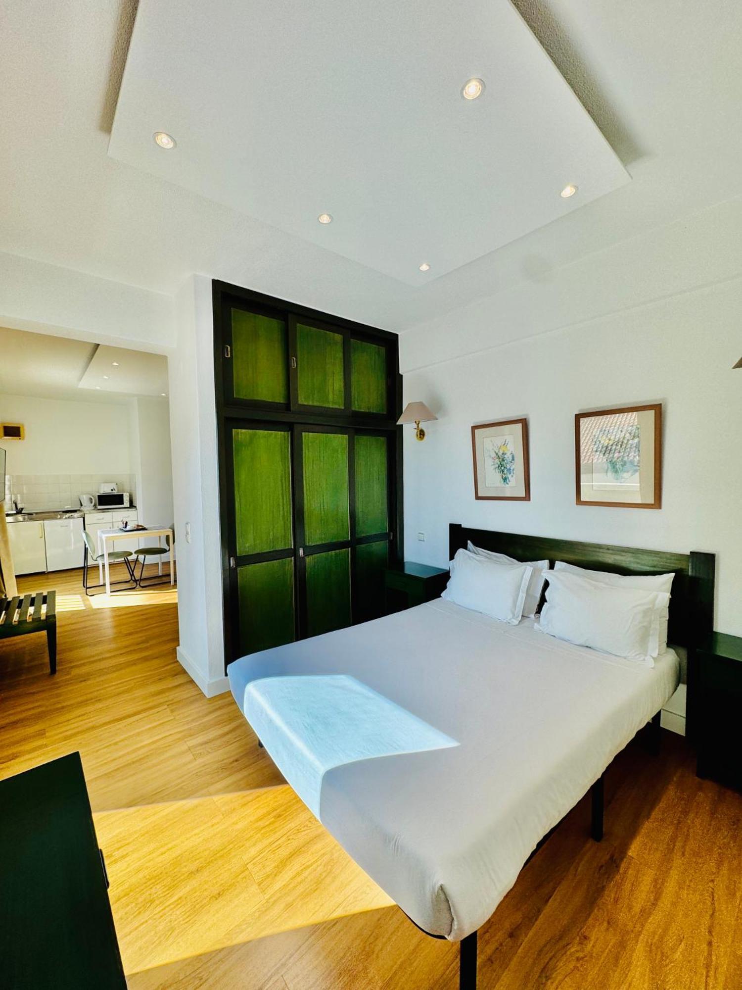 Vale Mar Guest Hotel Рибейра Брава Екстериор снимка