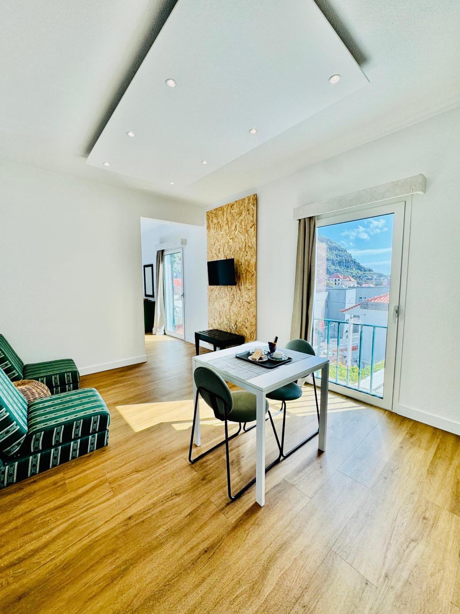 Vale Mar Guest Hotel Рибейра Брава Екстериор снимка