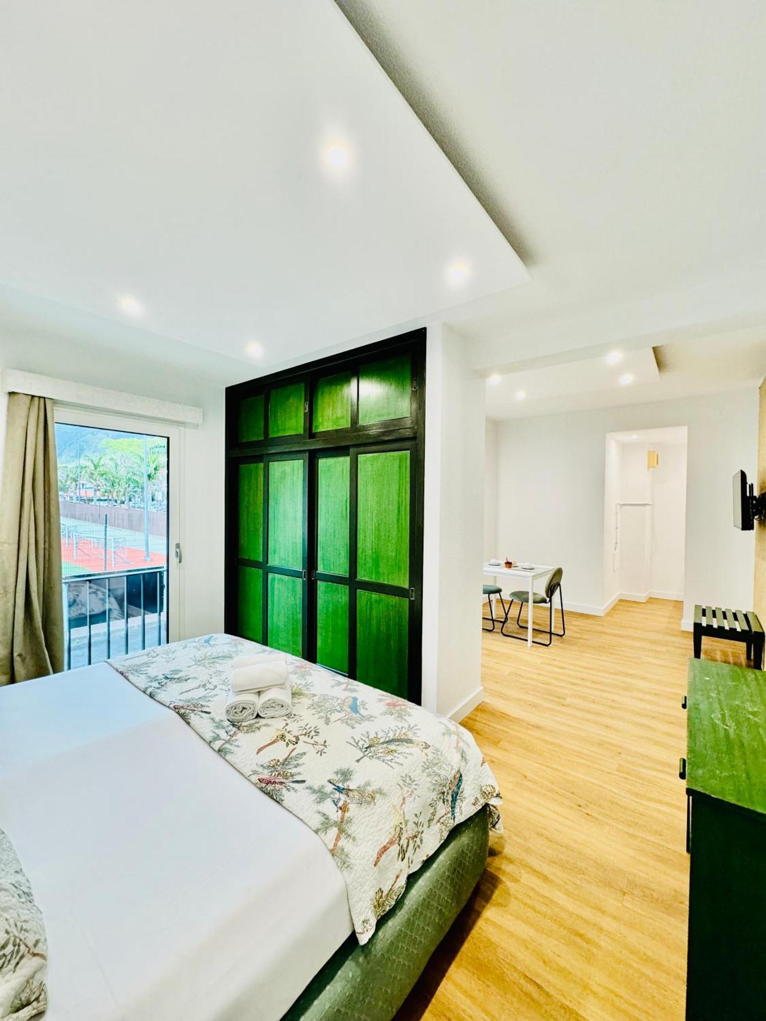 Vale Mar Guest Hotel Рибейра Брава Екстериор снимка