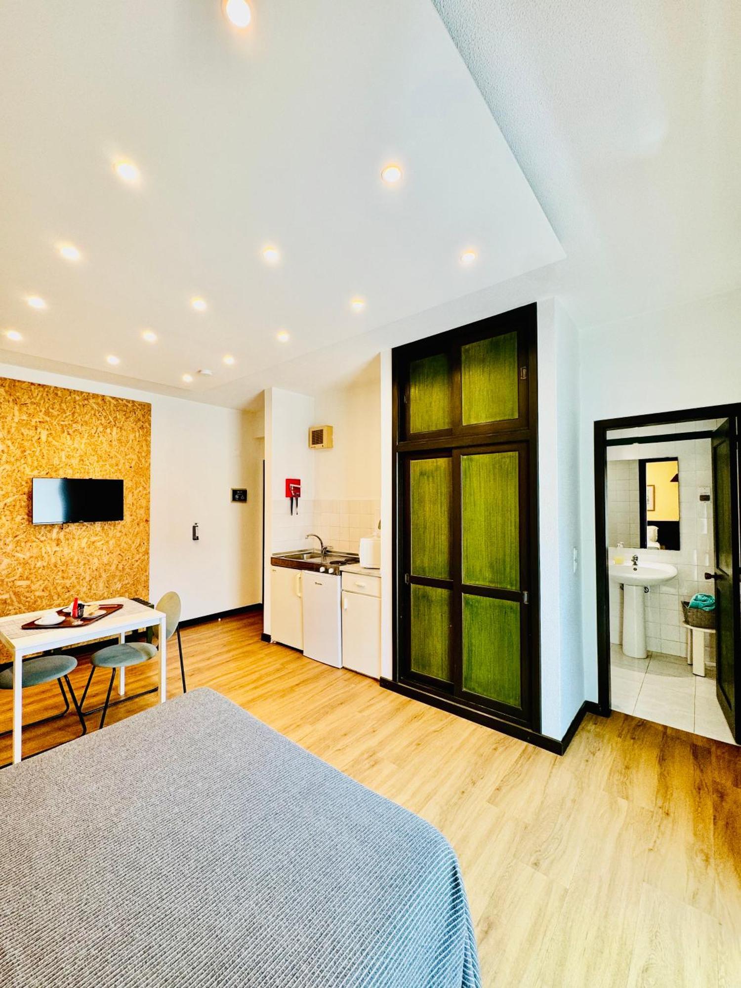 Vale Mar Guest Hotel Рибейра Брава Екстериор снимка