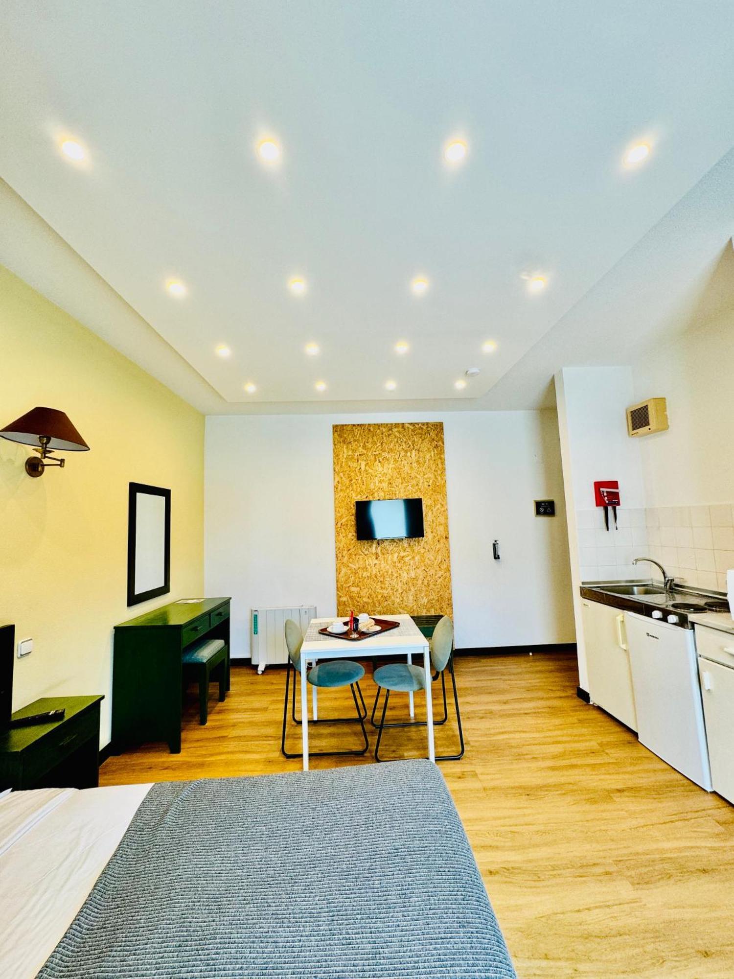 Vale Mar Guest Hotel Рибейра Брава Екстериор снимка