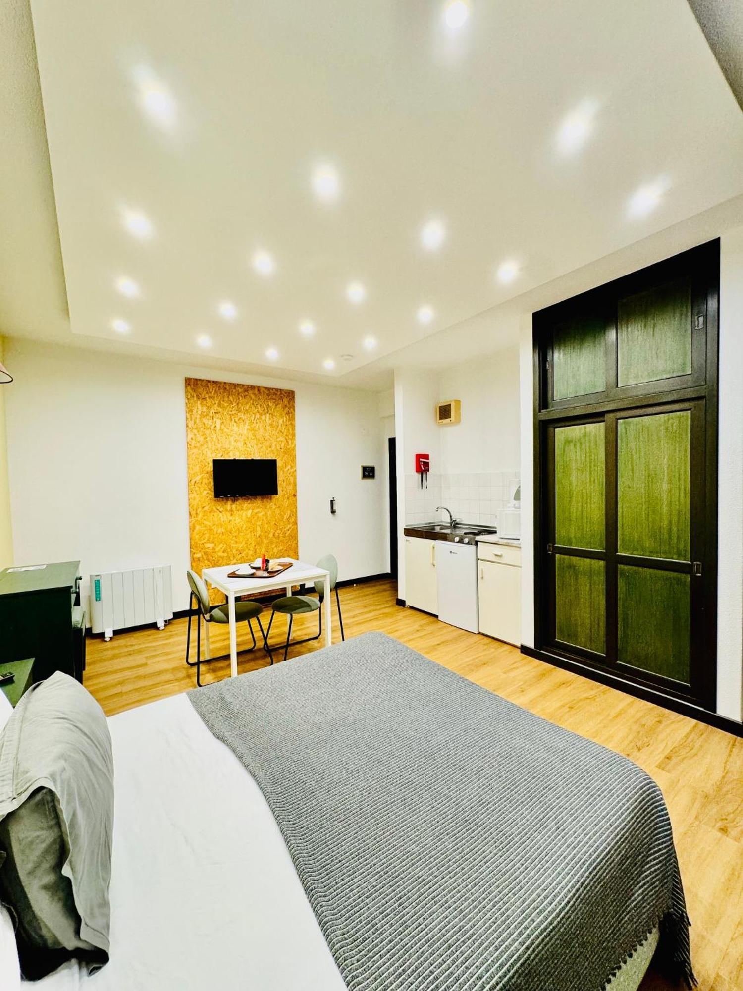 Vale Mar Guest Hotel Рибейра Брава Екстериор снимка