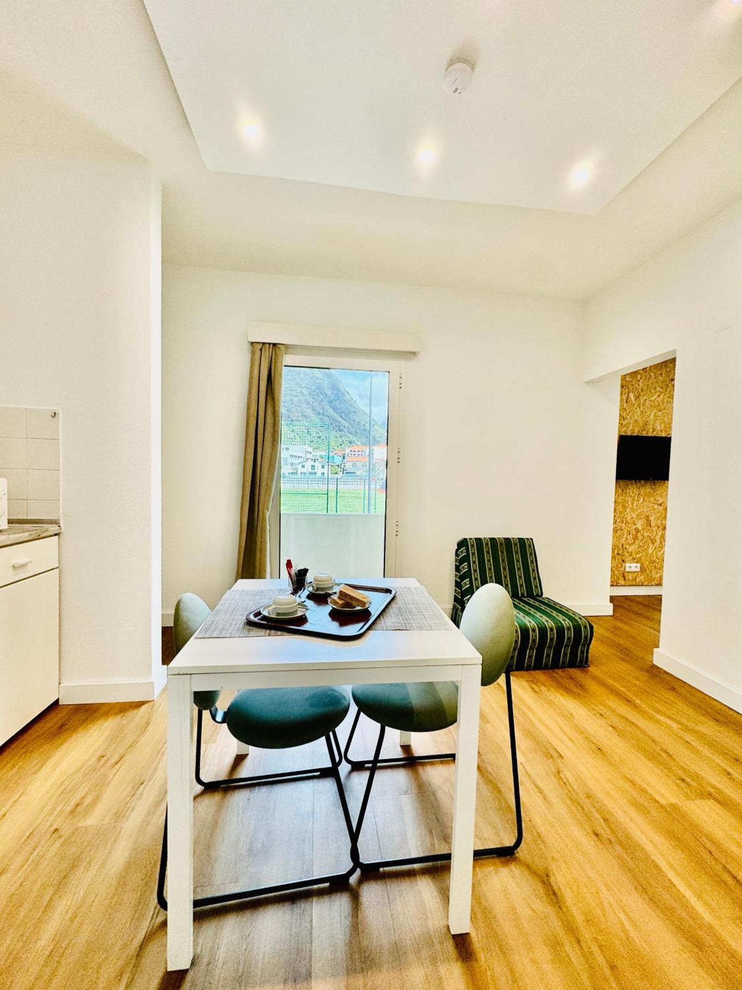 Vale Mar Guest Hotel Рибейра Брава Екстериор снимка